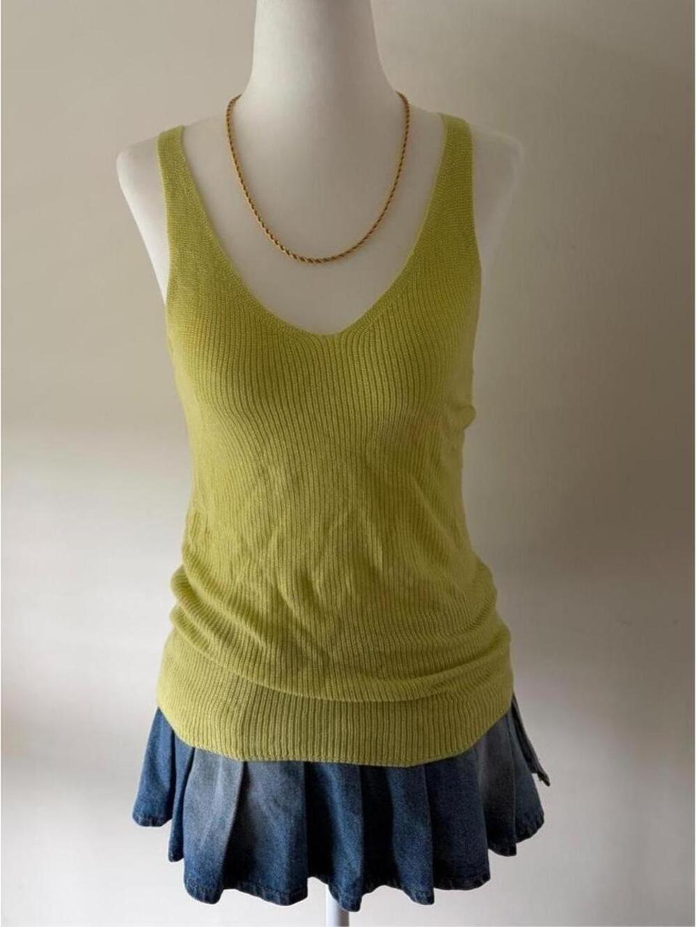 Y2K Double Zero Lime Green Ribbed Knit V-Neck Tank Top
